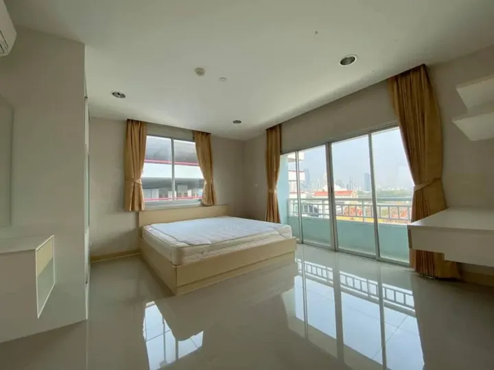 Property photos for The Station Sathorn - Bangrak