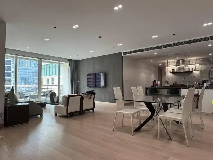 Property photos for The Royal Saladaeng