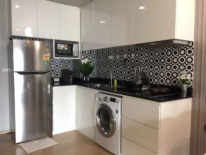 Property photos for Noble Refine