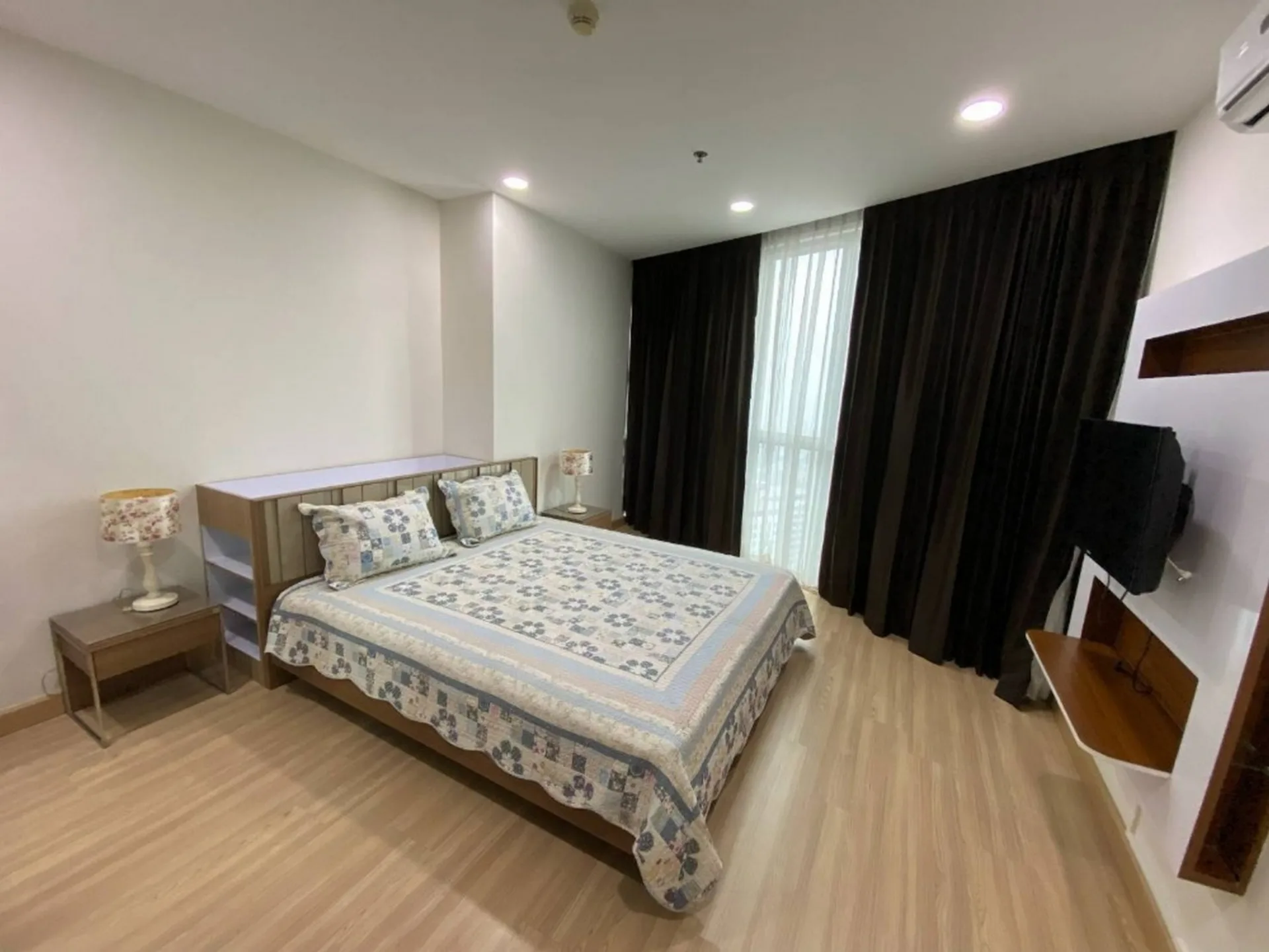 Property photos for Sky Walk Condominium