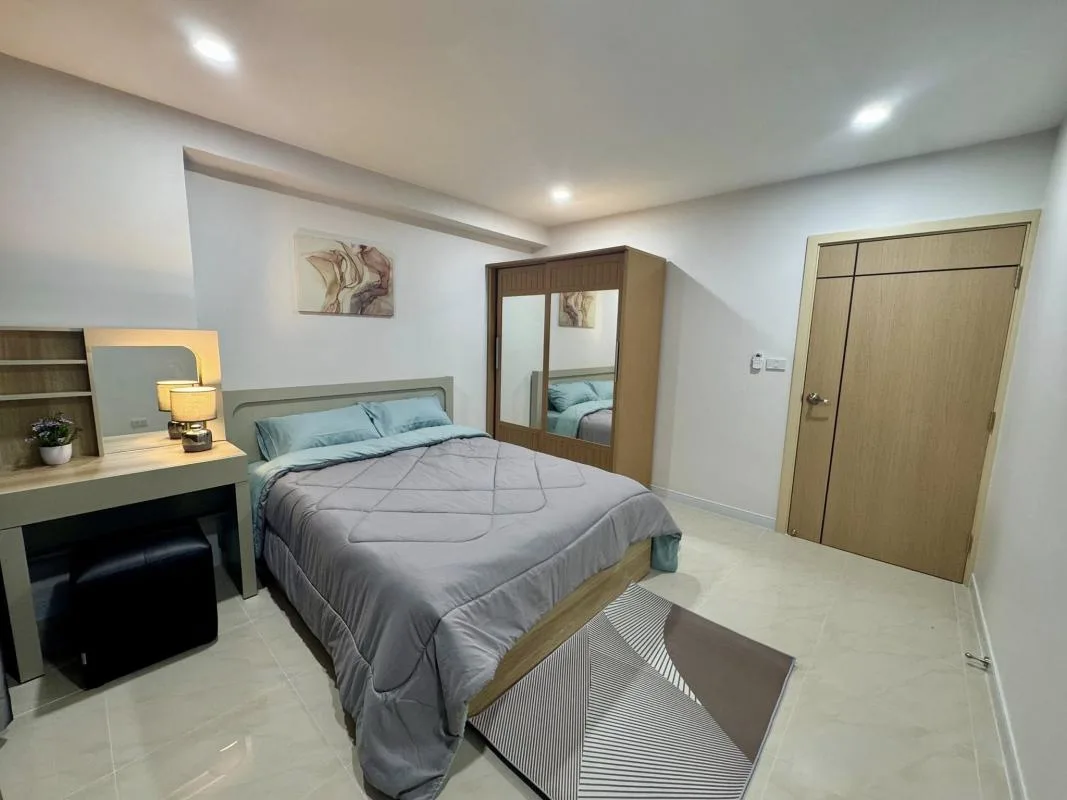 Property photos for Siam Condominium