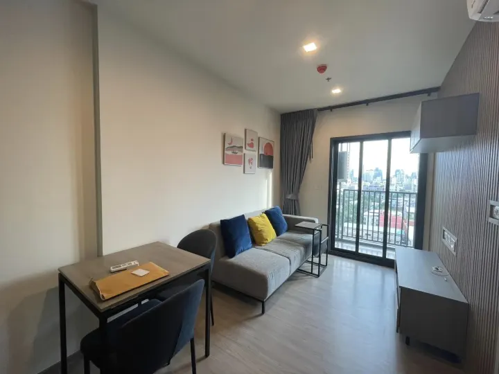 Property photos for The Base Phetchaburi-thonglor