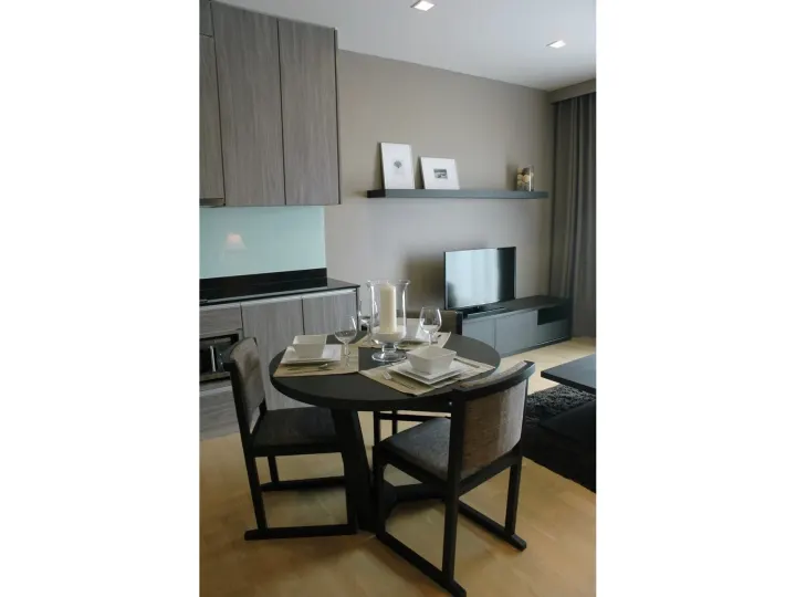 Property photos for Noble Reveal