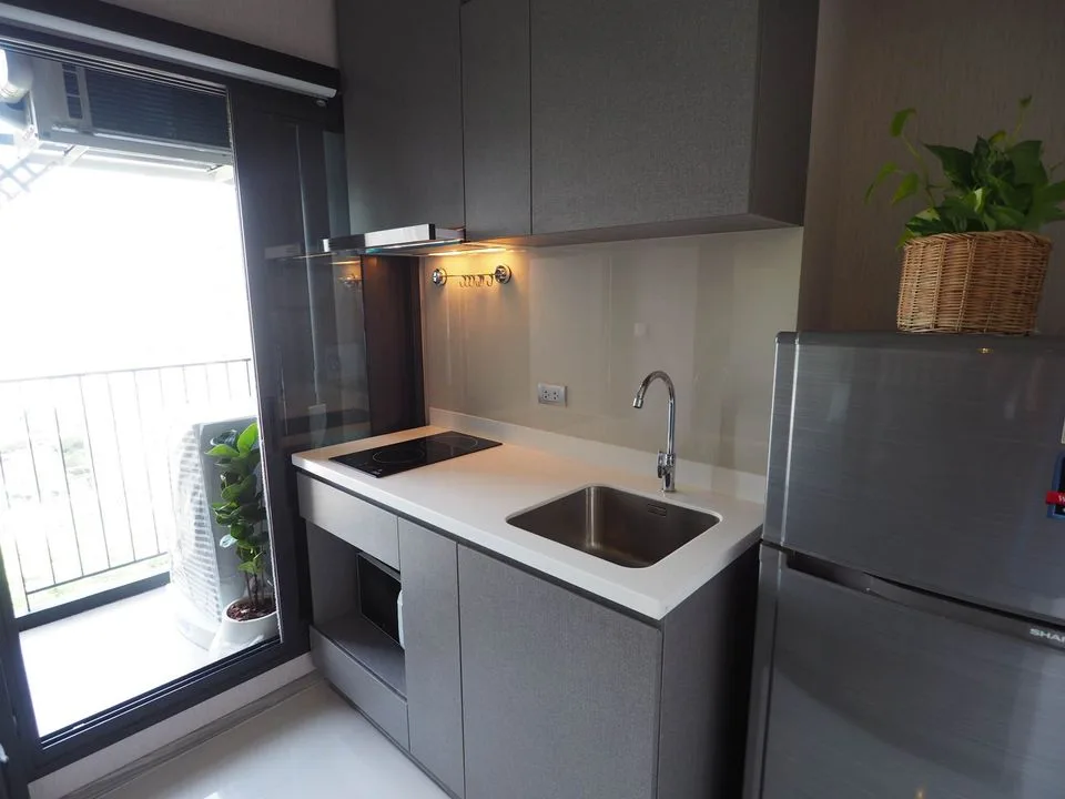 Property photos for Life Asoke Hype
