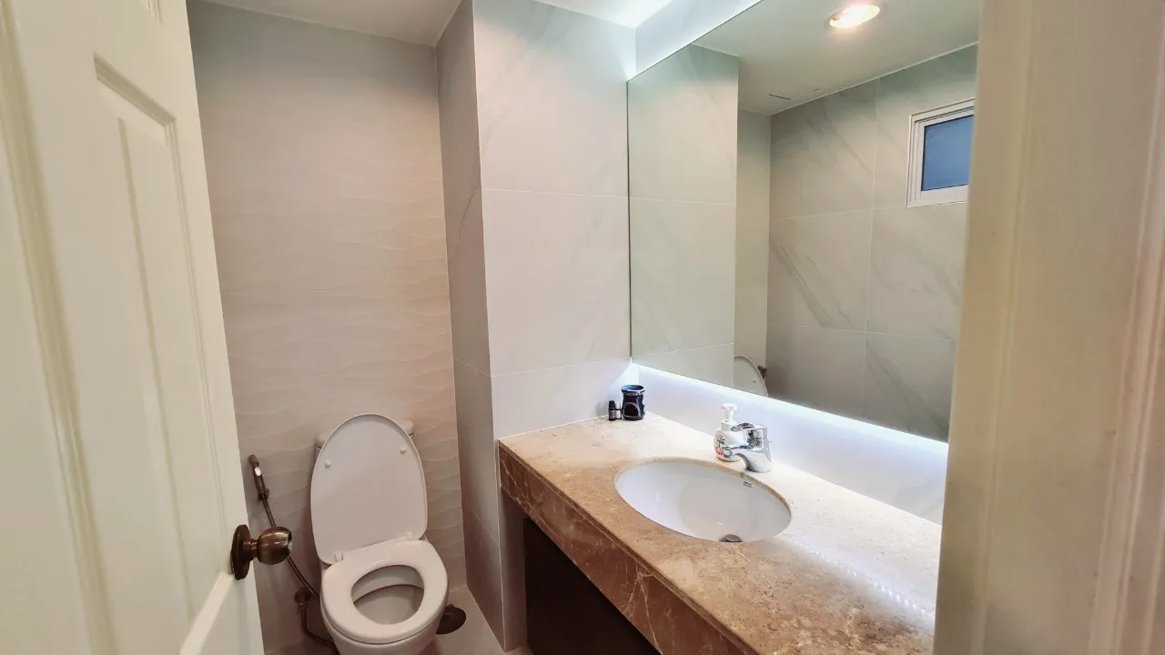 Property photos for Lumpini Suite Sukhumvit 41
