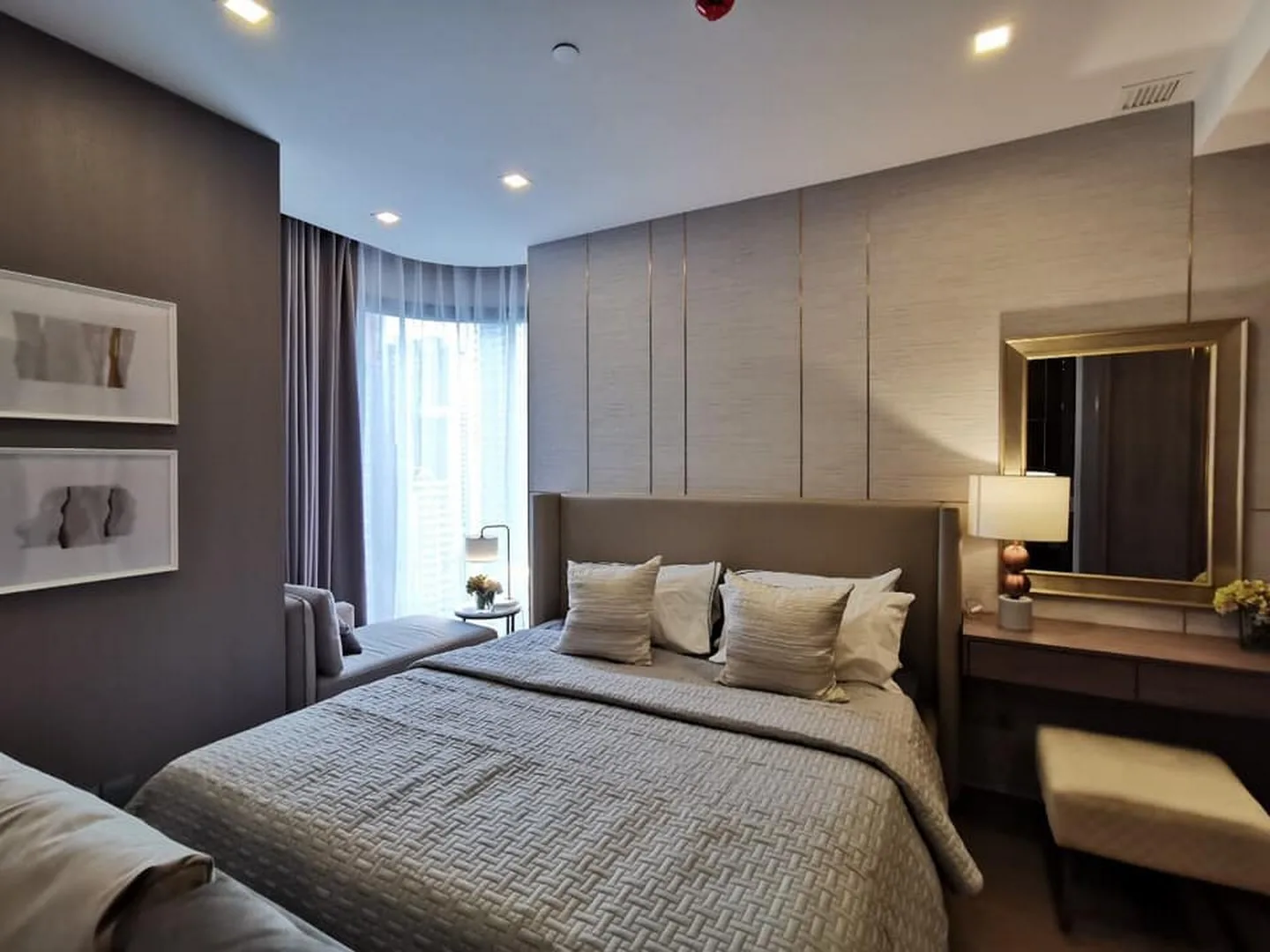 Property photos for Ashton Asoke