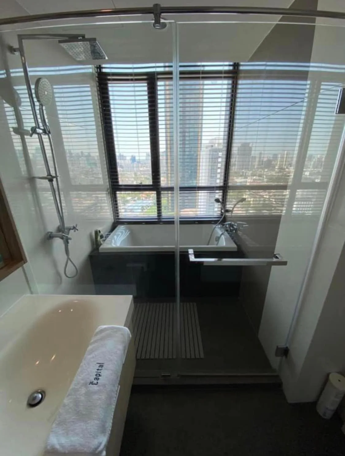 Property photos for The Capital Ekamai-Thonglor