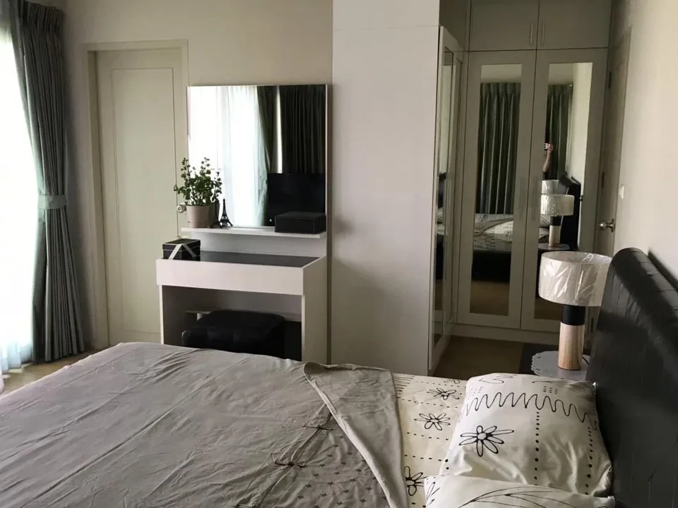 Property photos for Noble Reveal