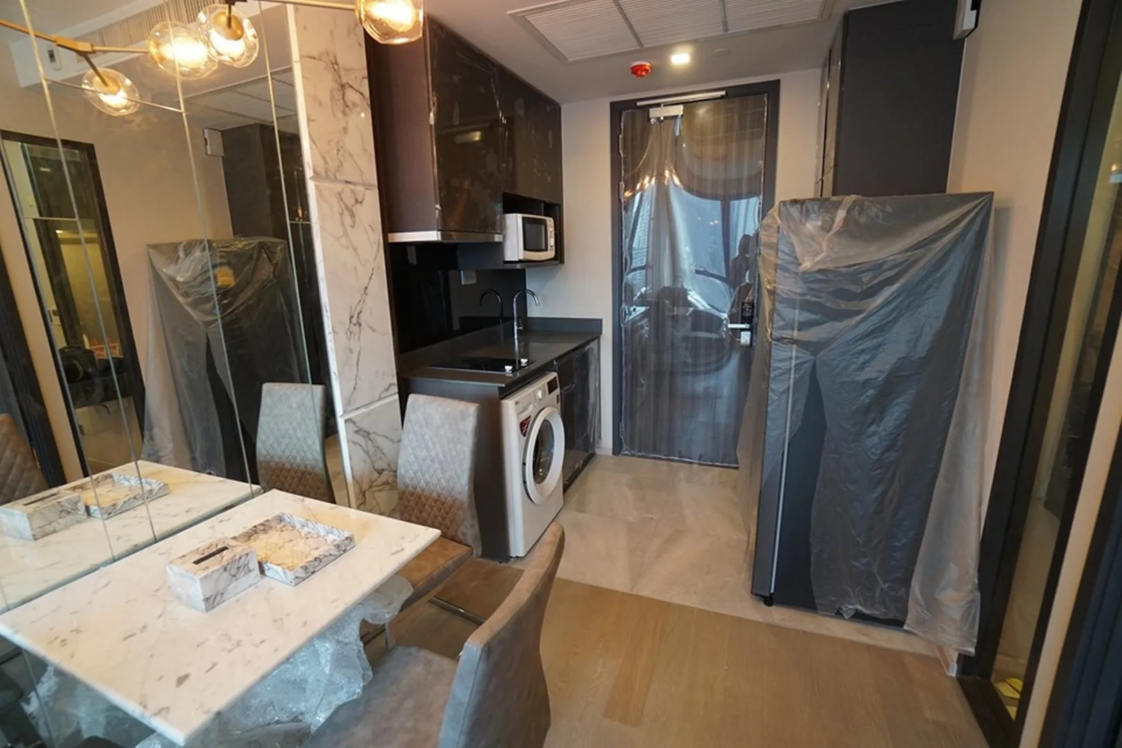 Property photos for Ashton Asoke