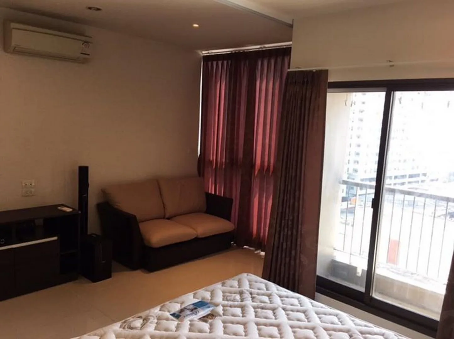 Property photos for Sense Phaholyothin