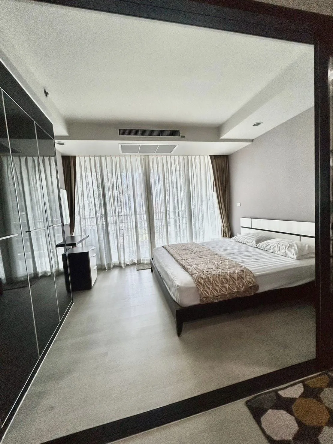 Property photos for The Rajdamri