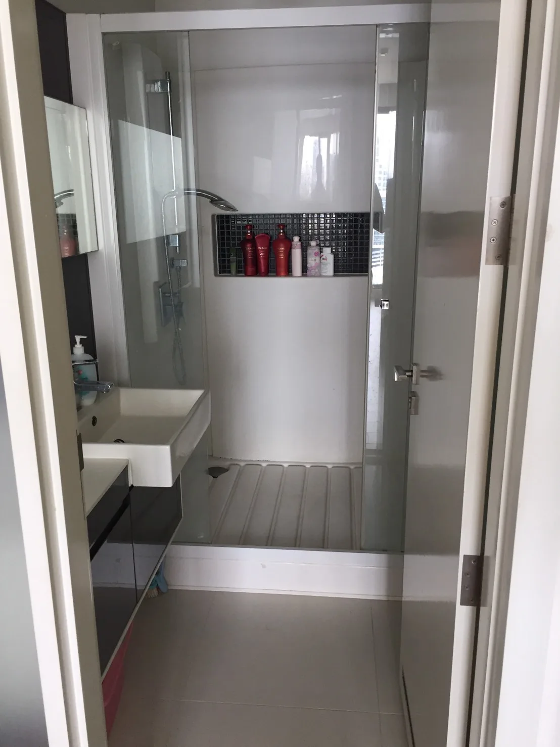 Property photos for The Room Sukhumvit 62