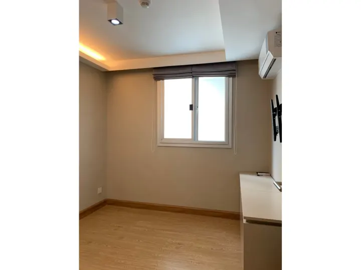 Property photos for Maestro 39