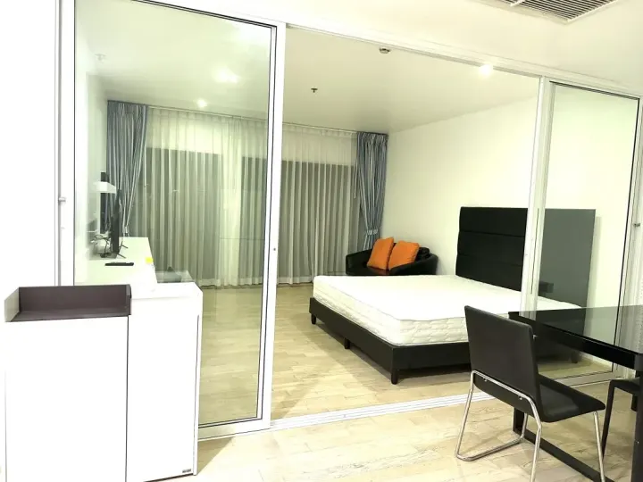 Property photos for Noble Remix