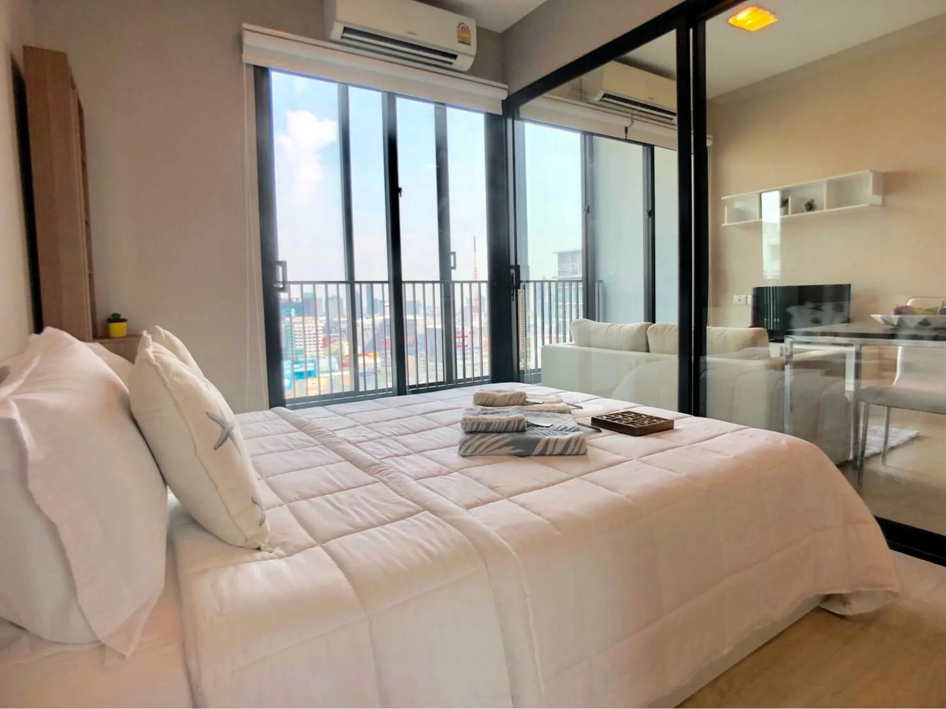 Property photos for Condolette Midst Rama 9