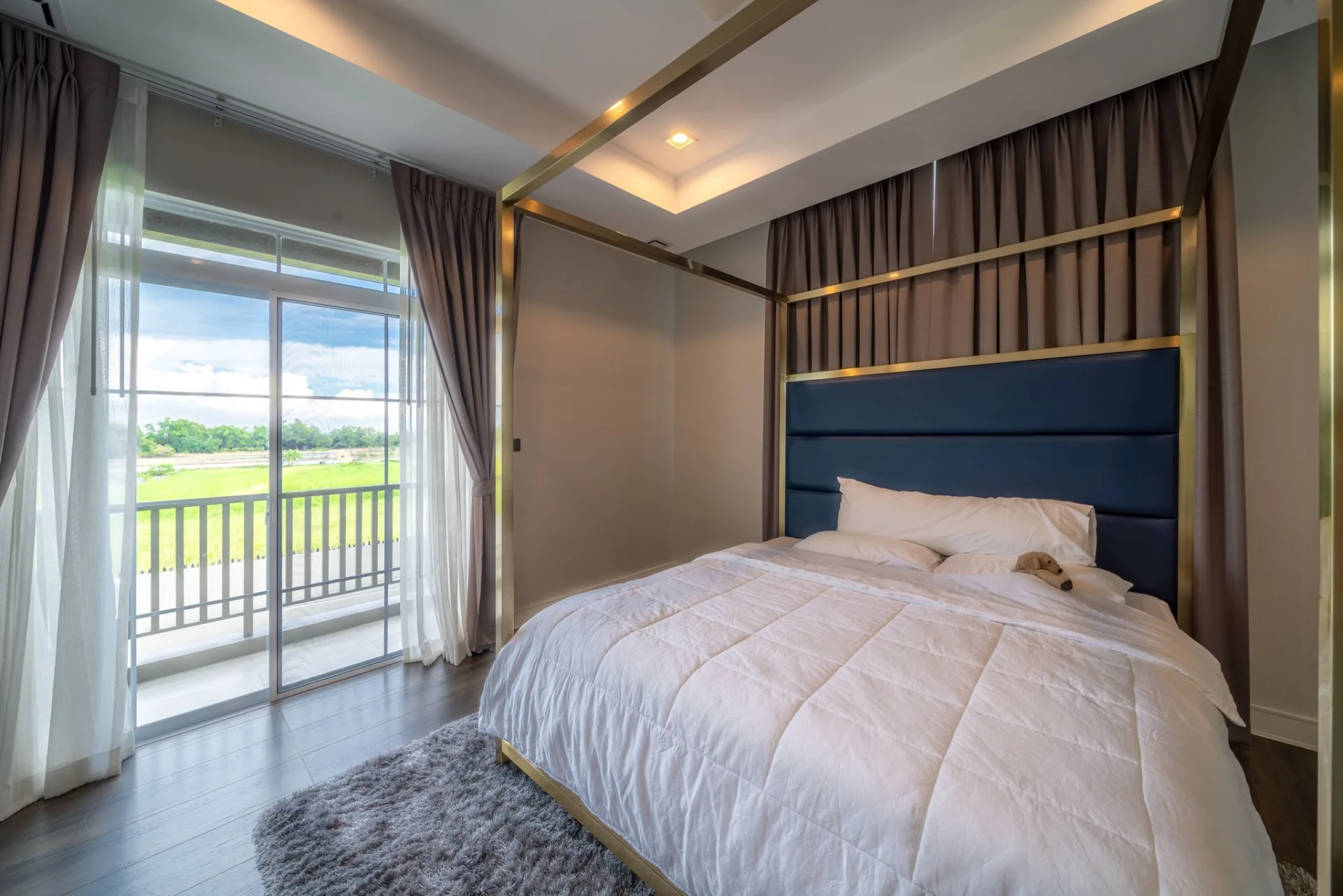Property photos for Nantawan Ramintra-Paholyothin 50