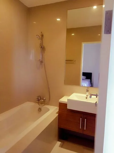 Property photos for Noble Refine