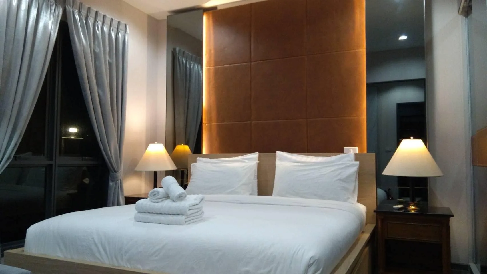 Property photos for The Rich Sathorn – Taksin