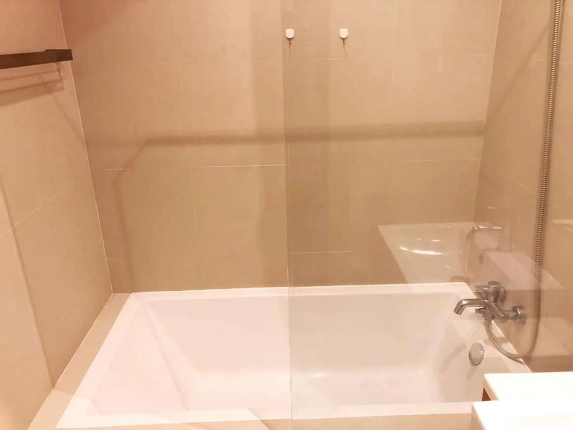Property photos for Noble Reveal