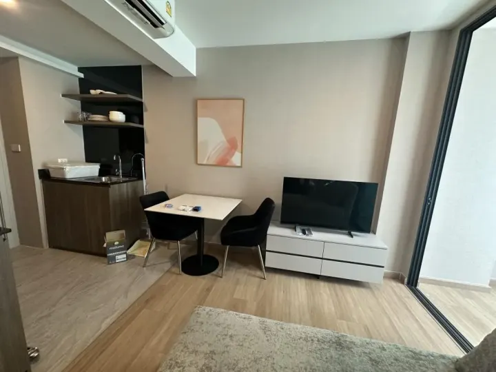 Property photos for Lloyd Soonvijai-thonglor