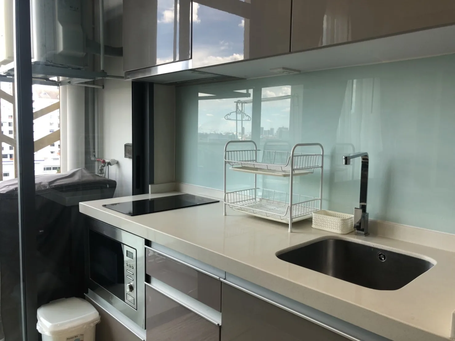 Property photos for Mayfair Place Sukhumvit 50