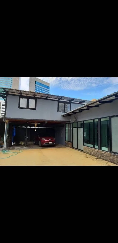 Property photos for Single House Saen Suk 5