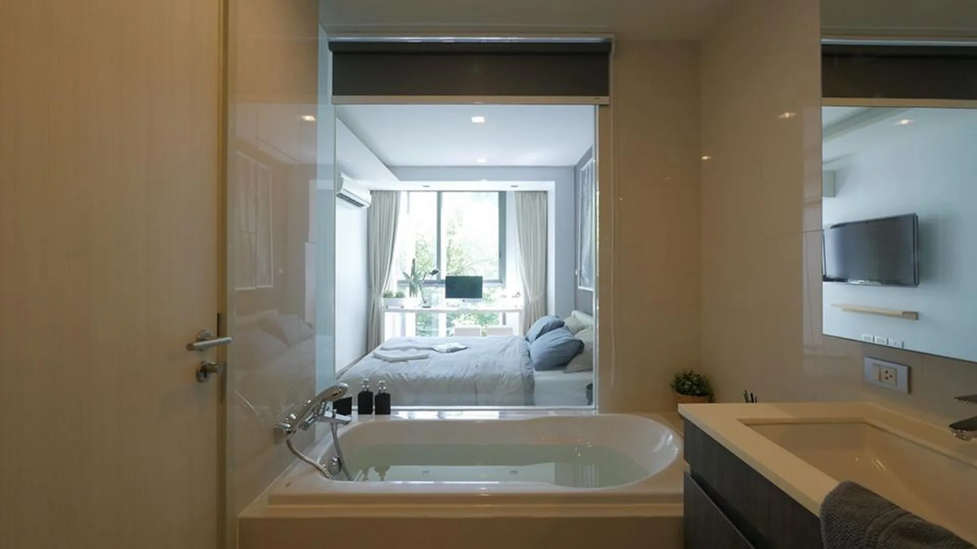 Property photos for Via 49