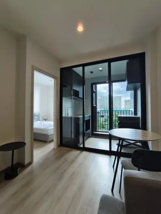 Property photos for Nue District R9