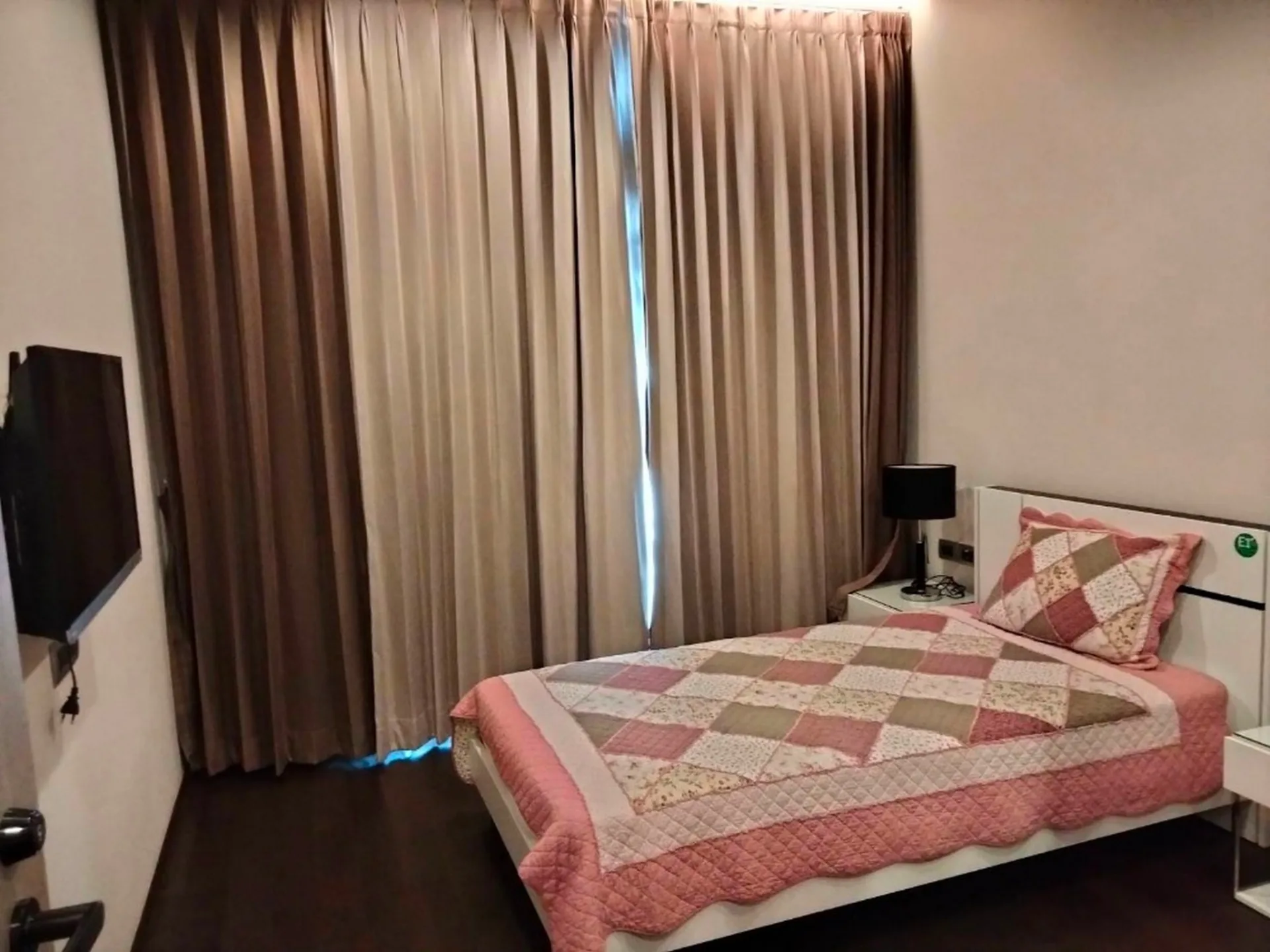 Property photos for The XXXIX by Sansiri