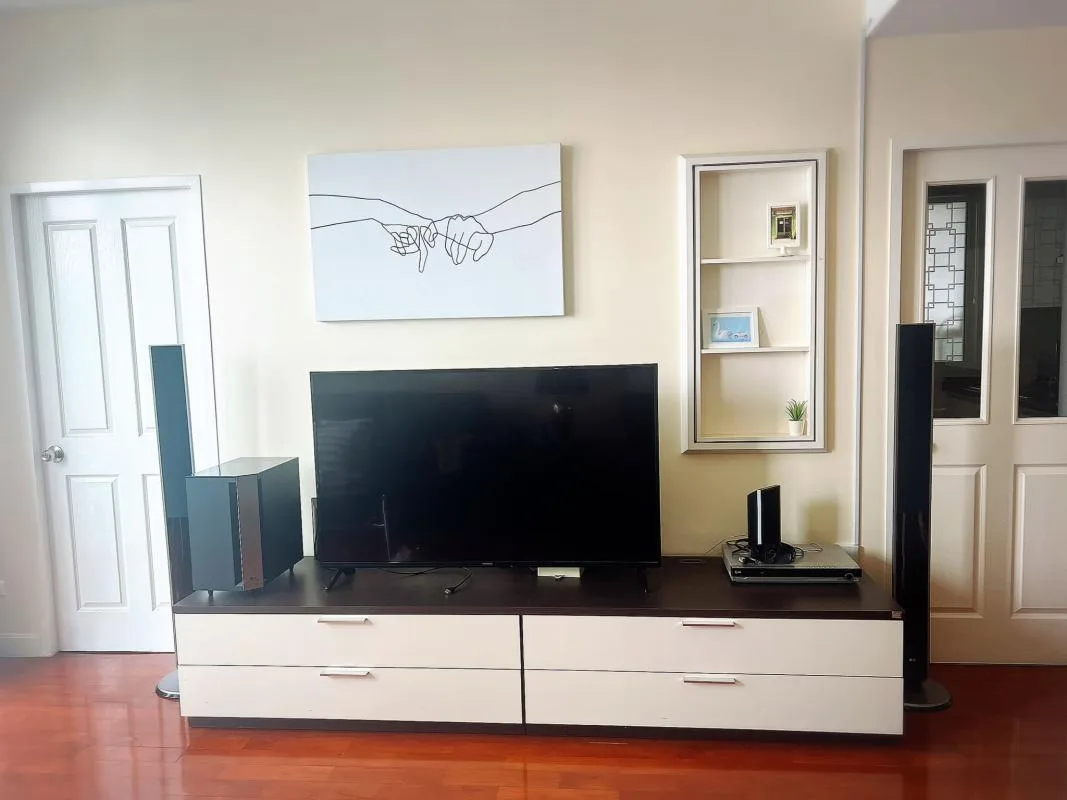 Property photos for Siri Residence