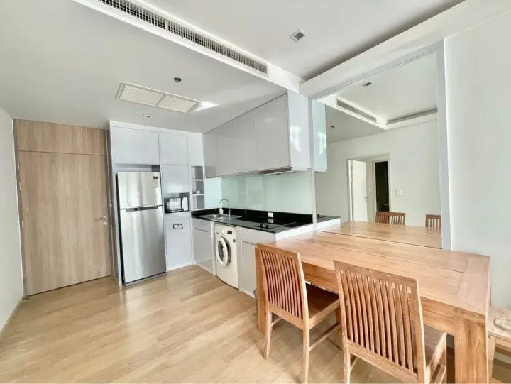 Property photos for Noble Refine