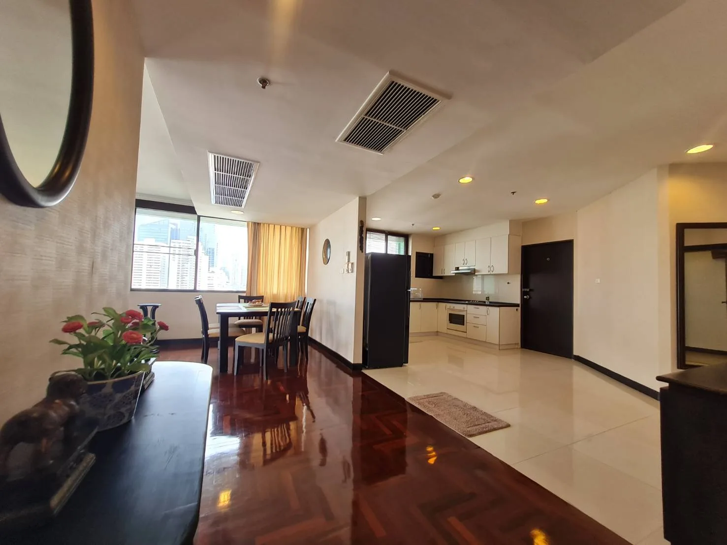 Property photos for Lake Green