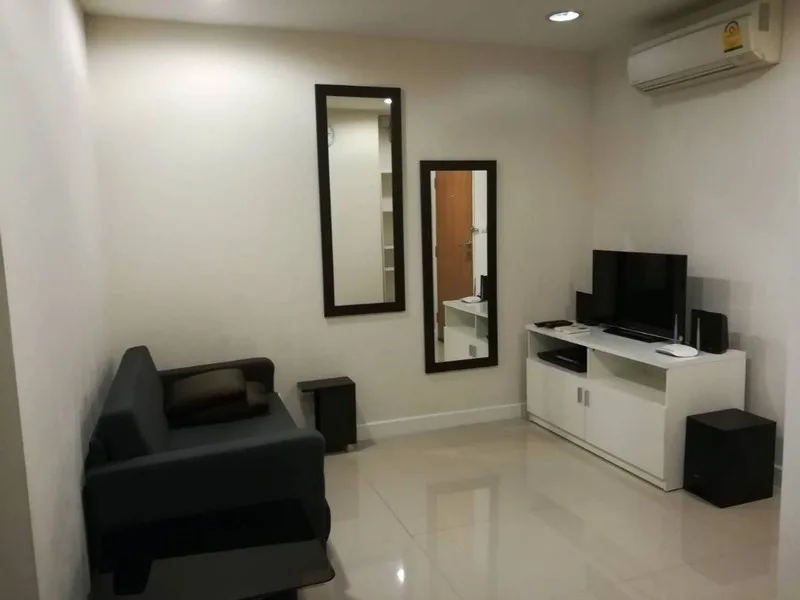Property photos for Zenith Place Sukhumvit 42