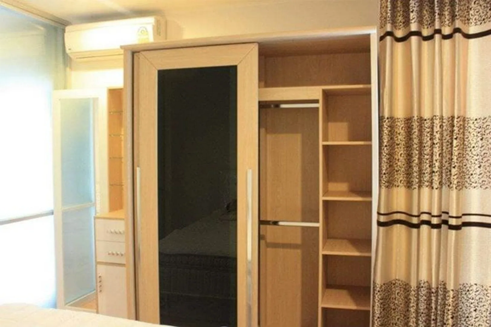 Property photos for U Delight @ Huay Kwang Station