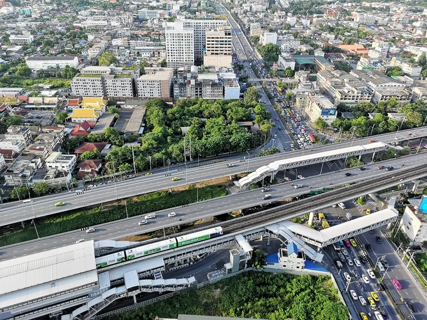 Property photos for Whizdom Station Ratchada - Thapra