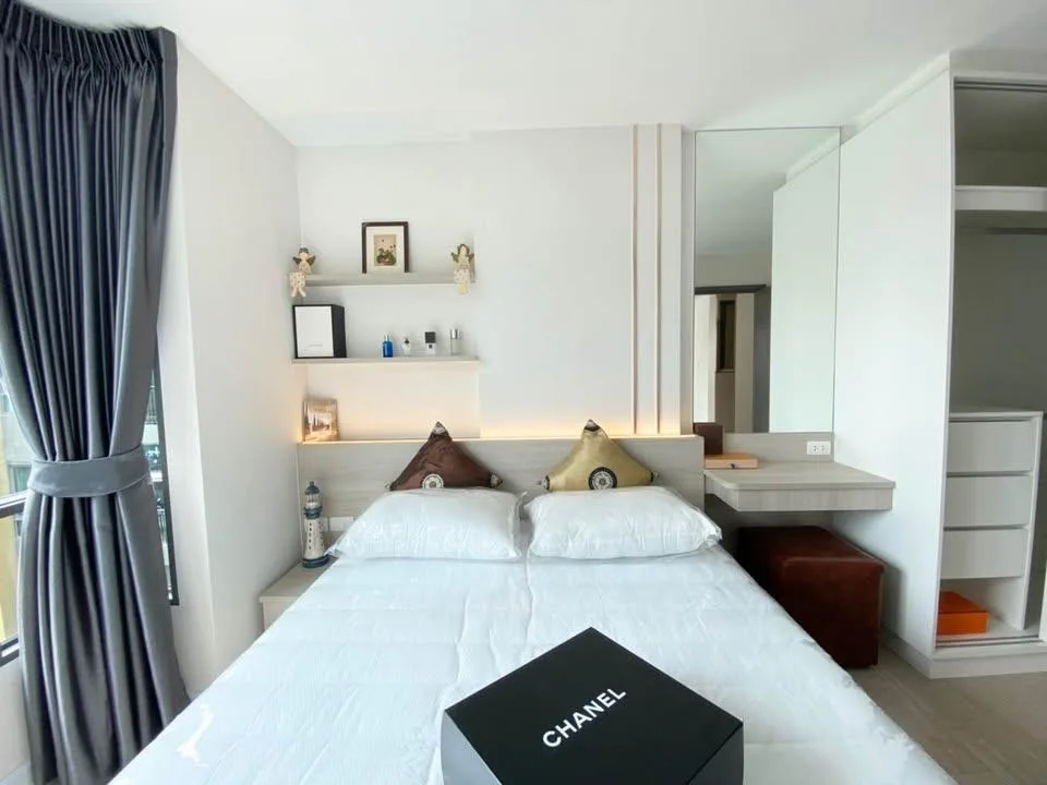 Property photos for Metroluxe Rose Gold Phahol-Sutthisan