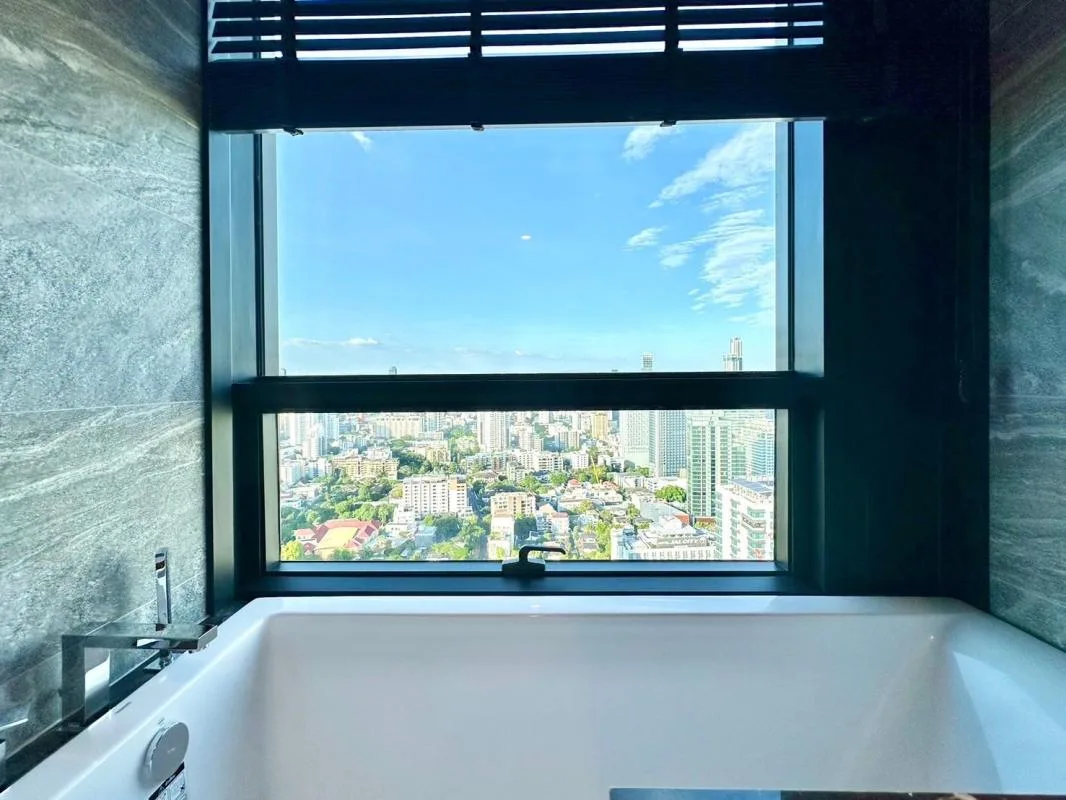 Property photos for The Esse Sukhumvit 36
