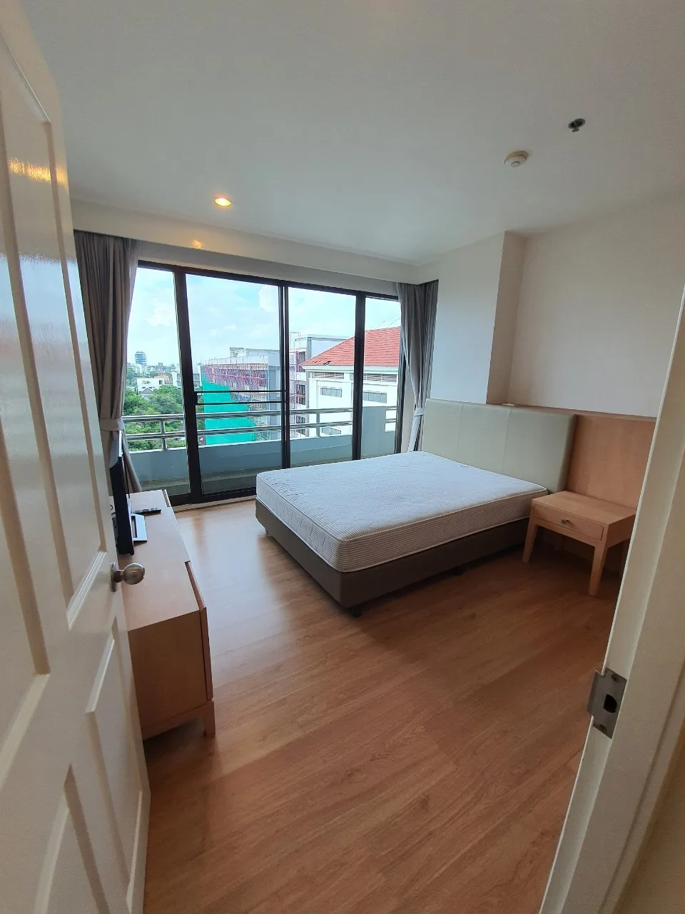 Property photos for Charoenjai Place