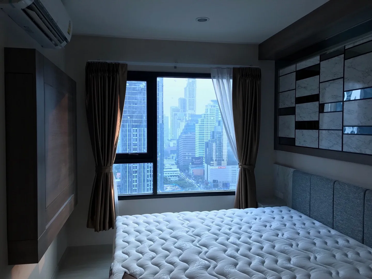 Property photos for Life Asoke