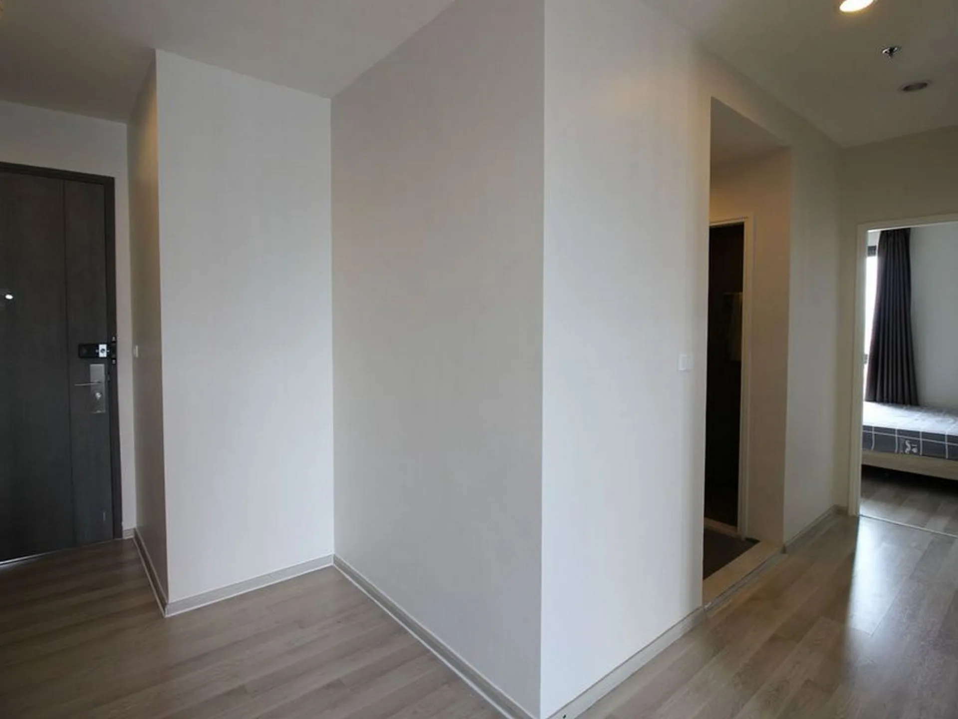 Property photos for Centric Huay Kwang Station