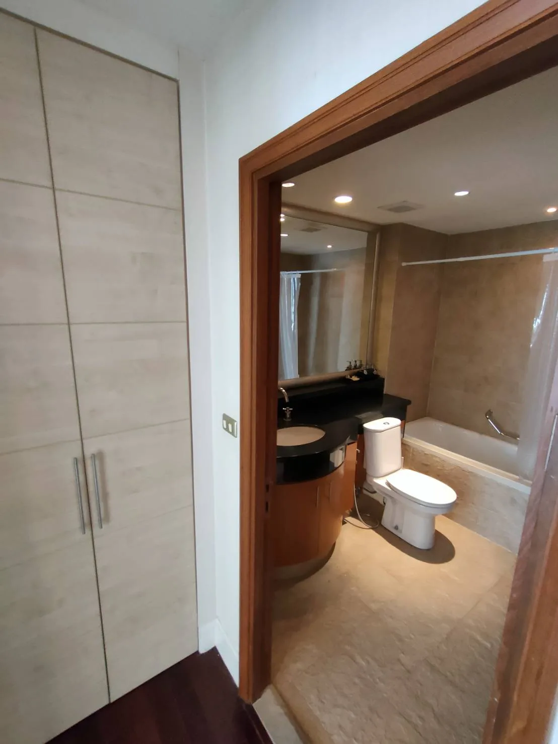 Property photos for Sky Villas Sathorn