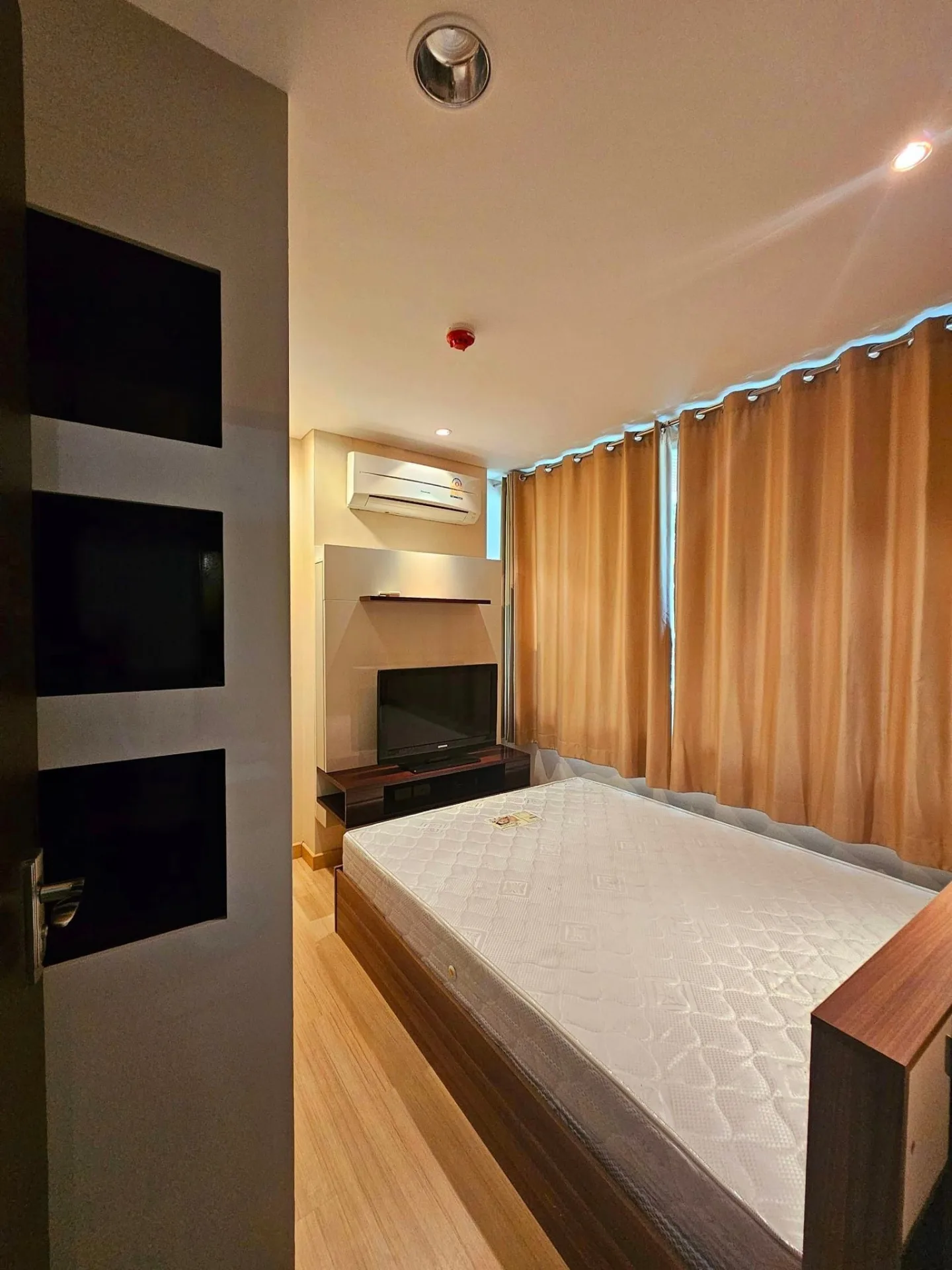 Property photos for The Address Pathumwan