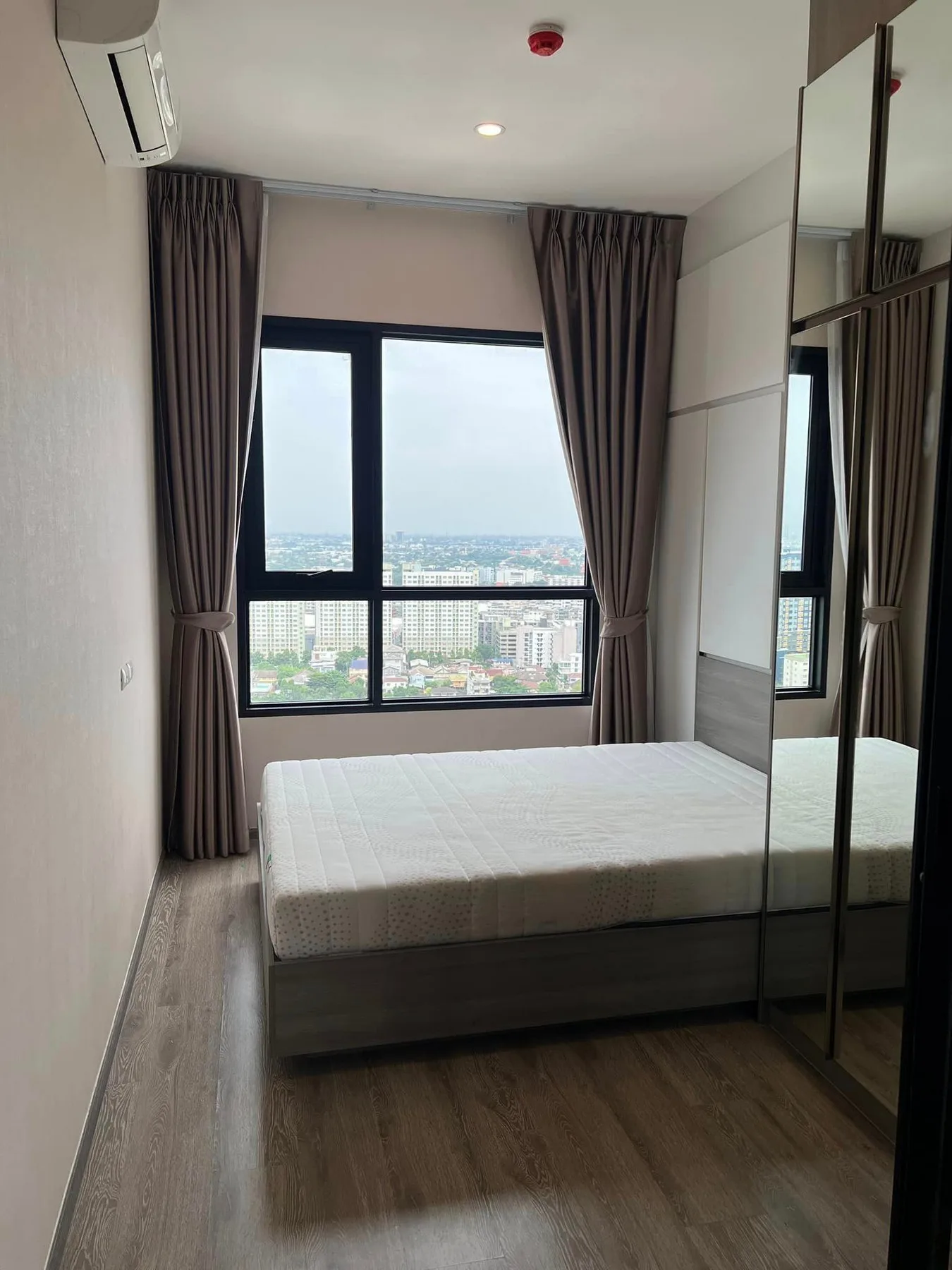 Property photos for Knightsbridge Prime Onnut