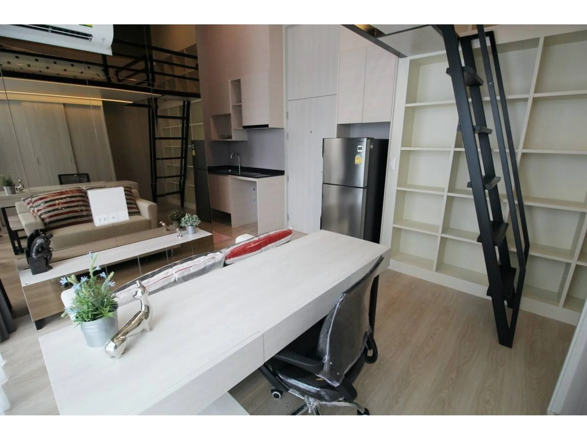 Property photos for Noble Revolve Ratchada 2