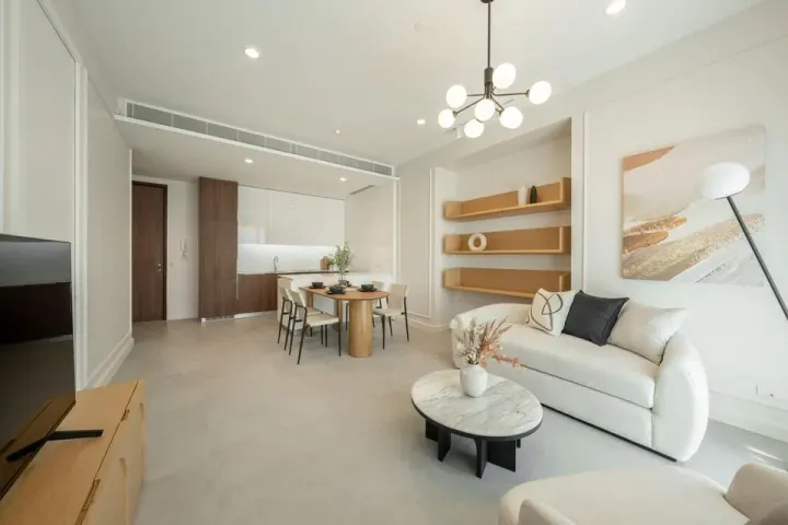Property photos for 185 Rajadamri