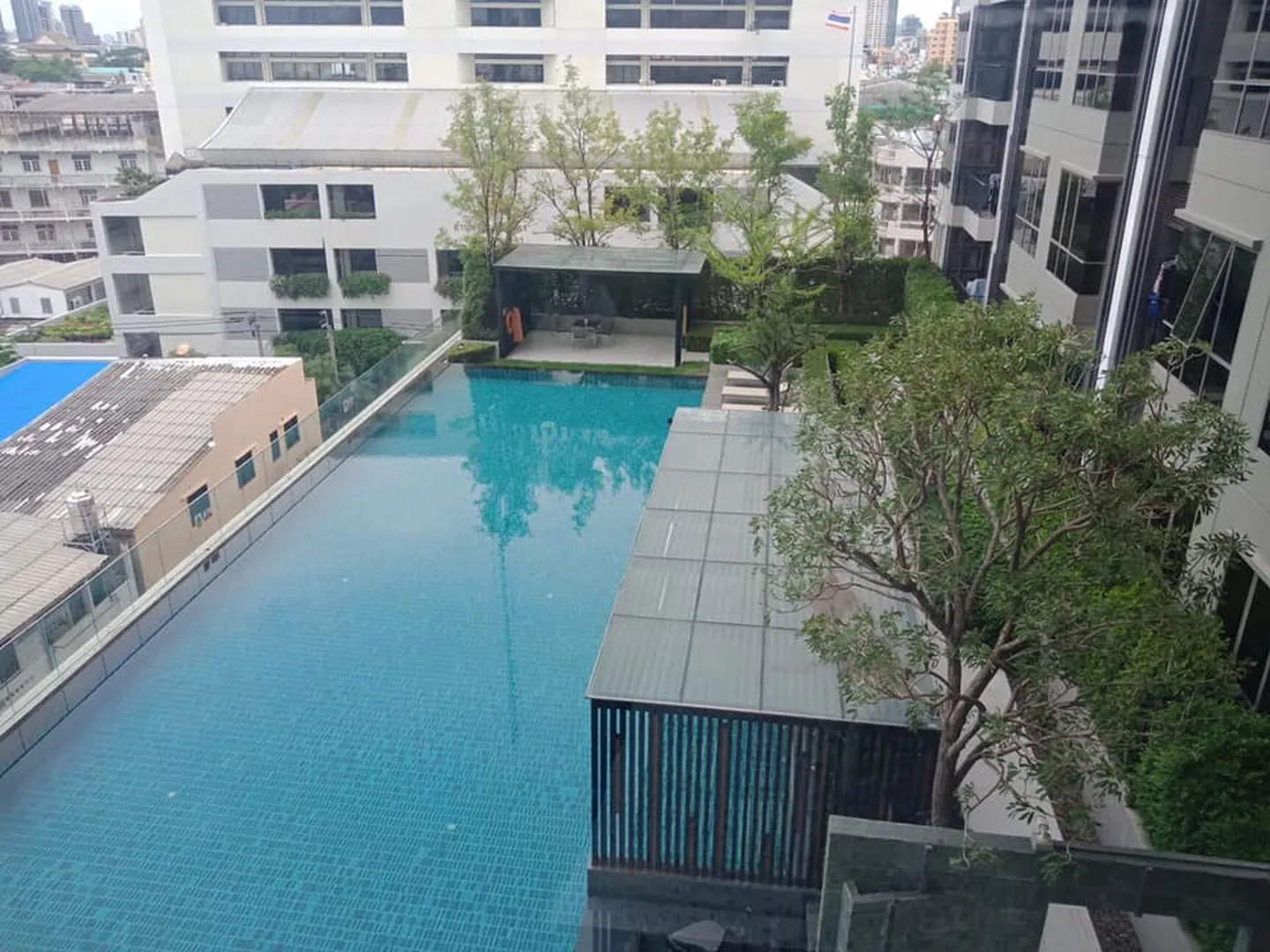 Property photos for The Room Sathorn - St.Louis