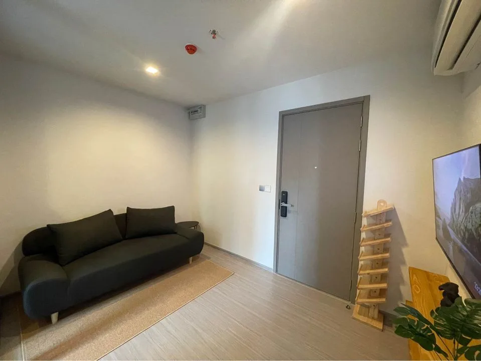 Property photos for Life Asoke Hype