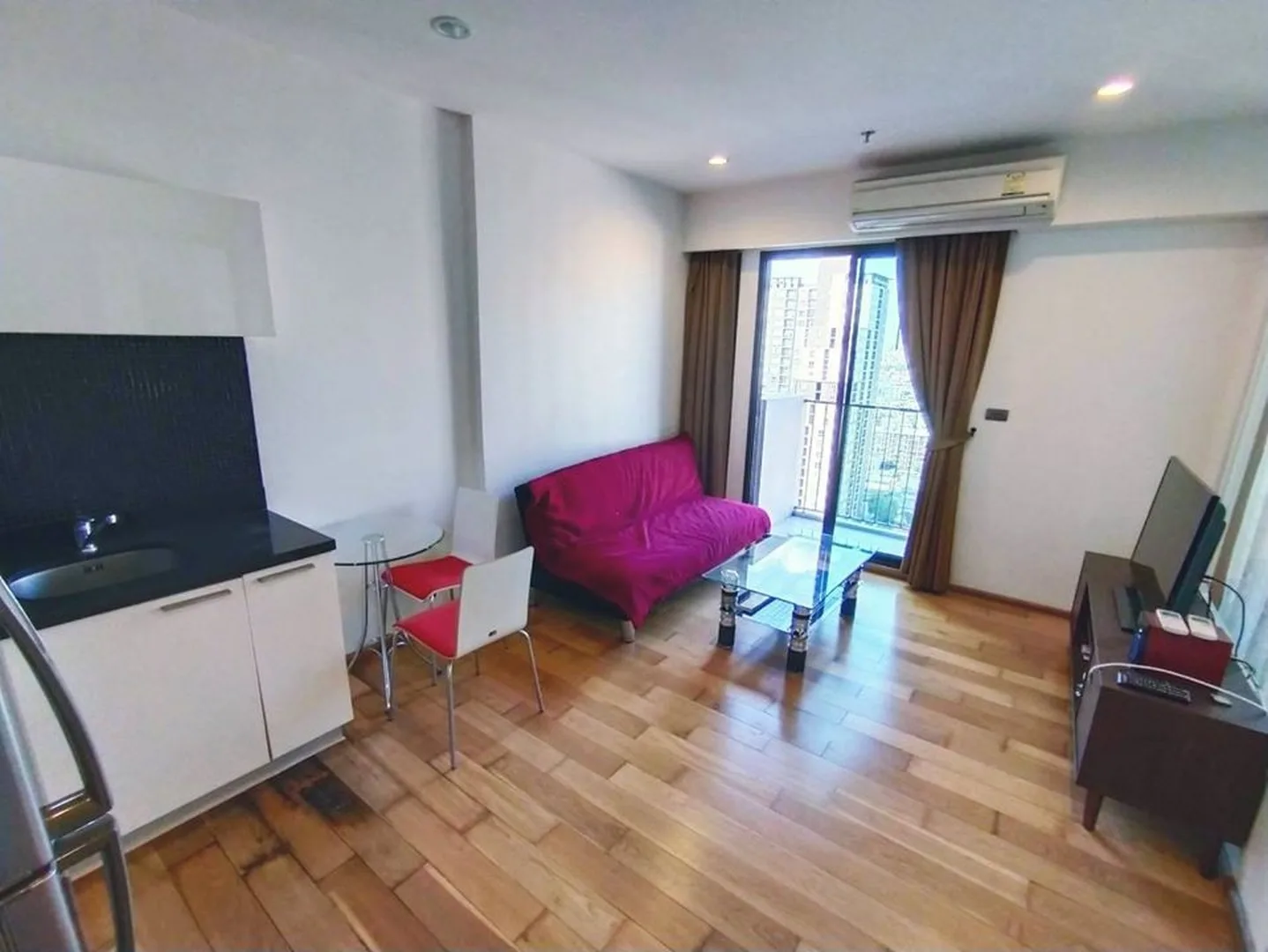 Property photos for Fuse Sathorn - Taksin