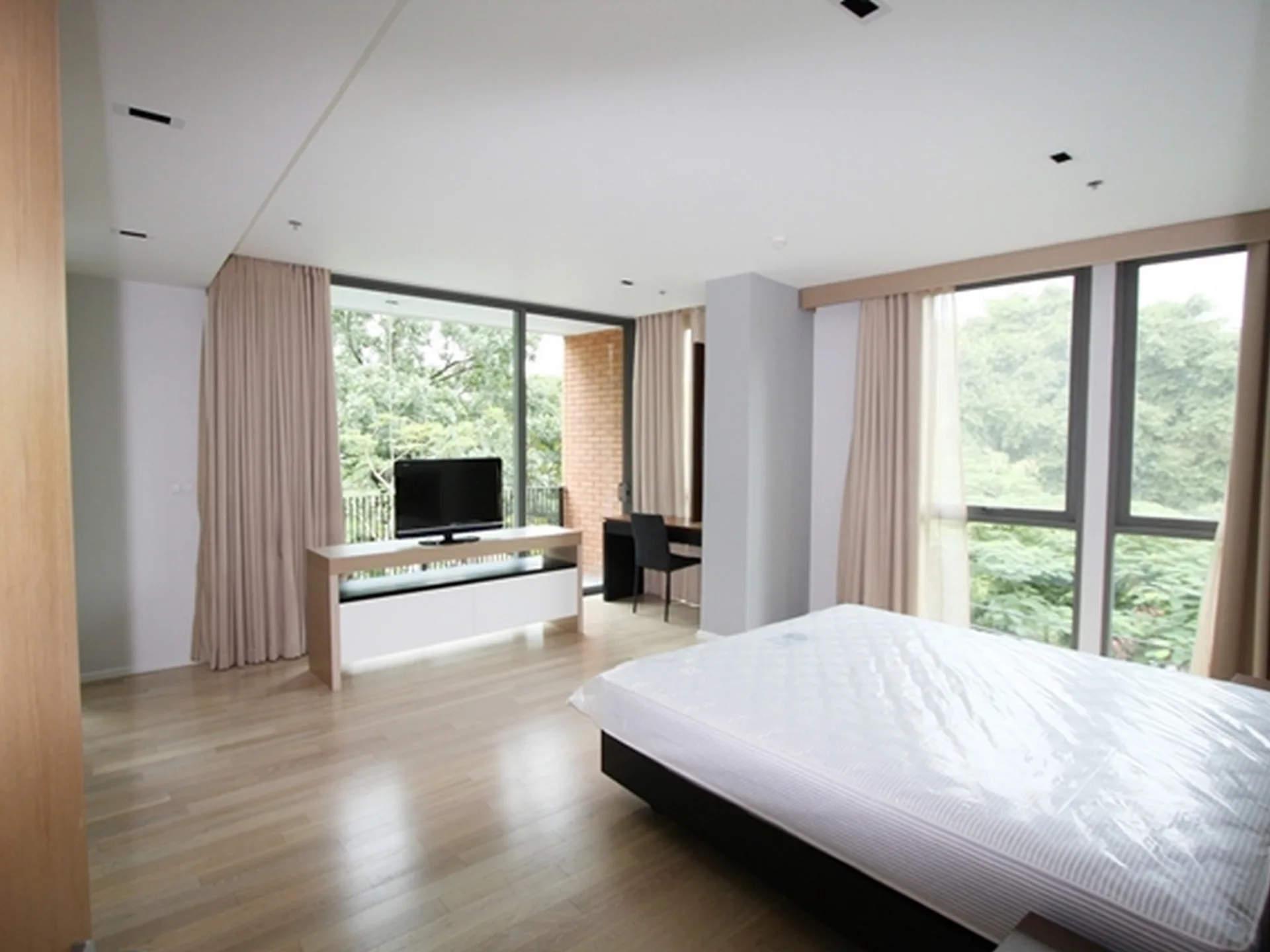 Property photos for Promphan 53