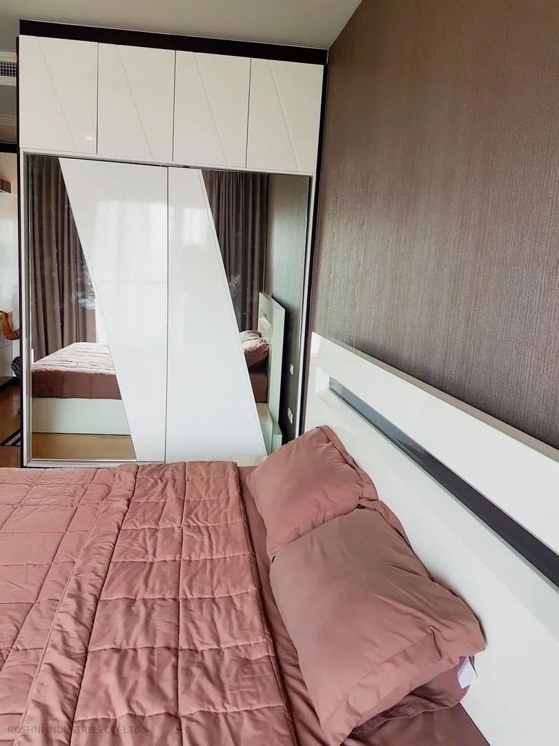 Property photos for Noble Refine